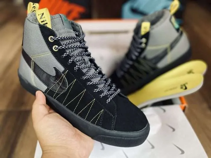 IMG 4806 scaled 1 SNKRS MEME