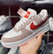 IMG 1475 scaled SNKRS MEME
