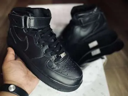Nike Air Force One High Classic Black