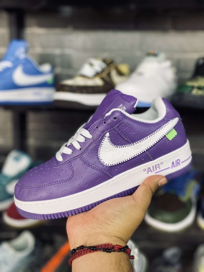 IMG 0290 scaled SNKRS MEME