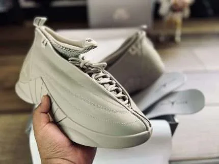 Jordan Retro XV x Billie Eilish