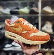 IMG 2673 scaled SNKRS MEME