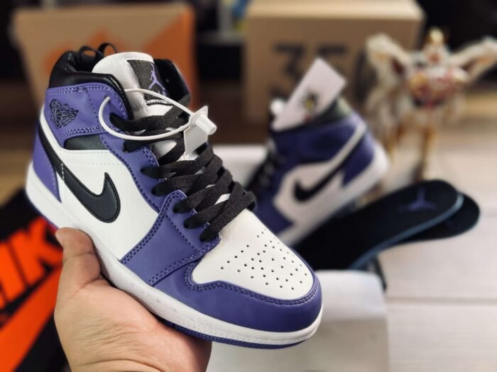 IMG 2919 scaled SNKRS MEME