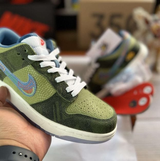 IMG 2926 scaled SNKRS MEME