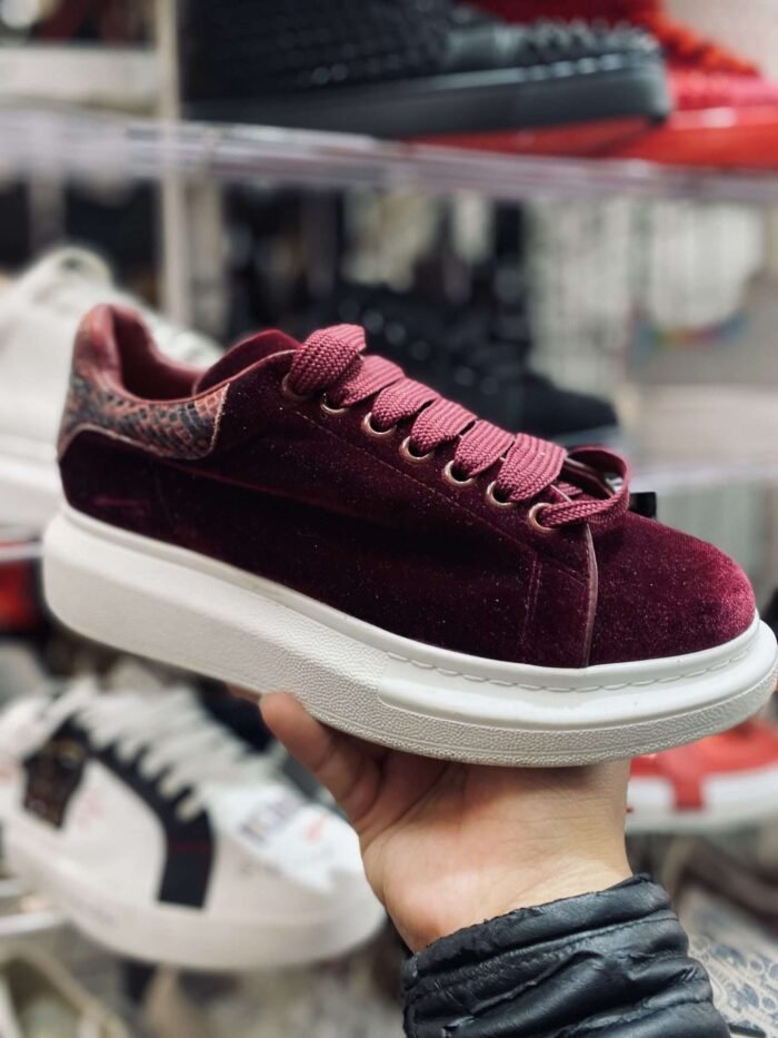 IMG 5647 scaled SNKRS MEME